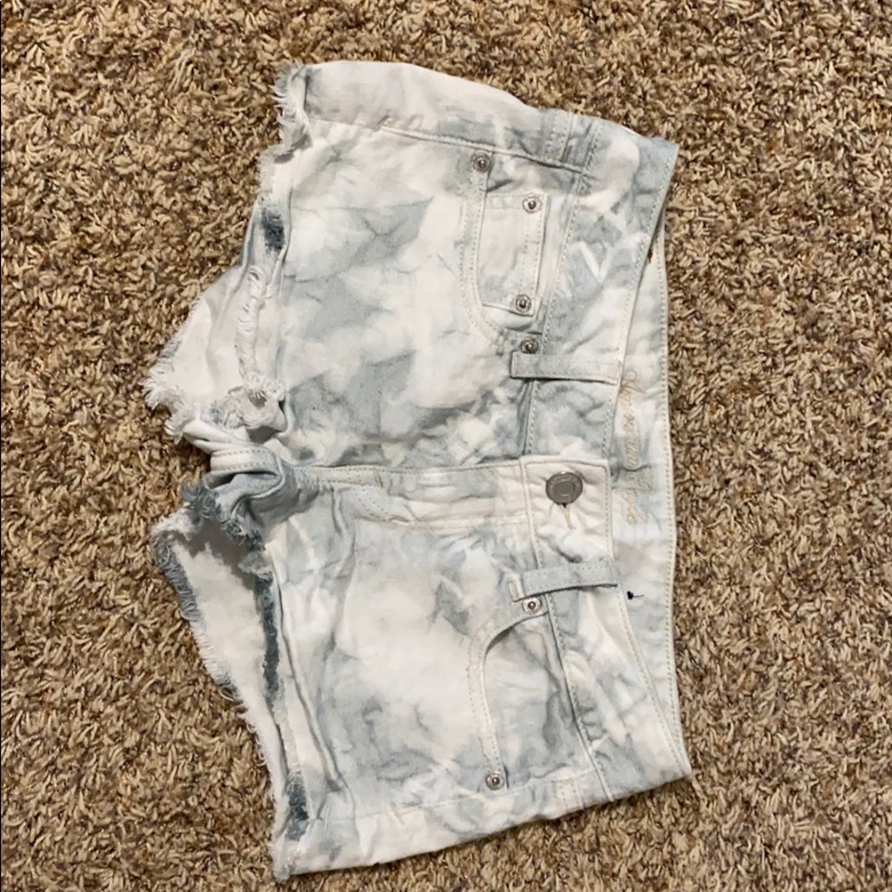 Jean shorts- hollister⭐️5/$15⭐️